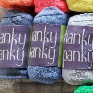 HANKY PANKY Signature Lace Low Rise Thong